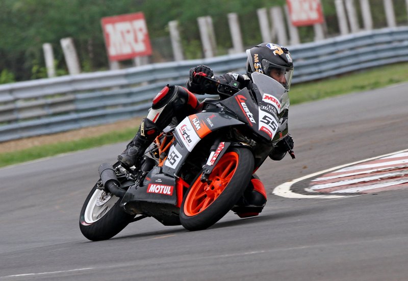 Amarnath Menon, winner of Super Sport Indian (300-400cc) race (July 08).jpg