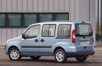 2005+Fiat+Doblo+rear.jpg