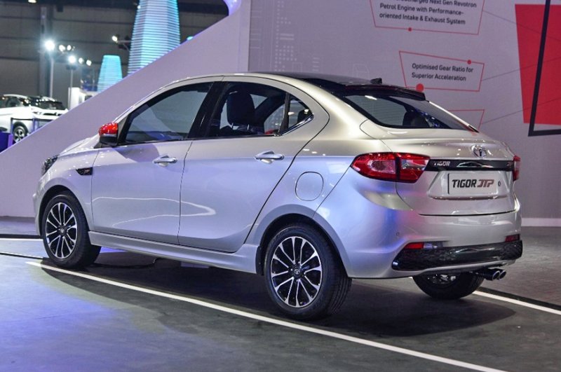 1_578_872_0_100_http___cdni.autocarindia.com_ExtraImages_20180207114102_Tata-JTP-Tigor-rear.jpg