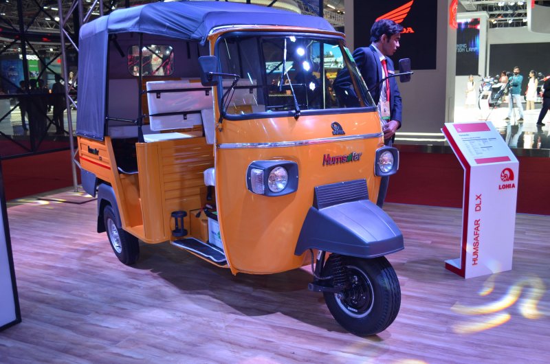 Lohia-Auto-01.JPG