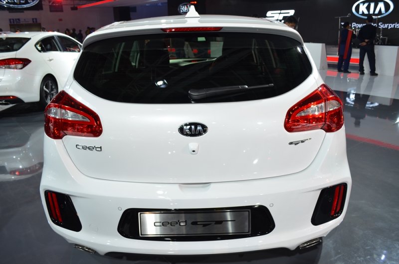 Kia-Motors-Auto-Expo-2018-16.JPG