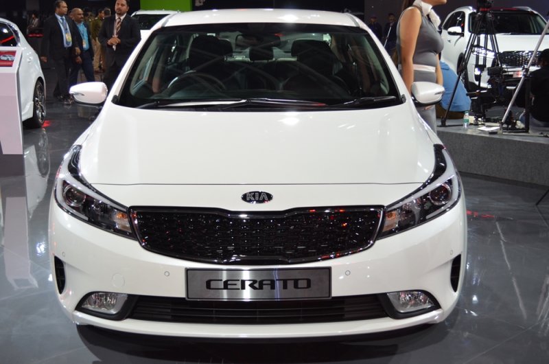 Kia-Motors-Auto-Expo-2018-21.JPG