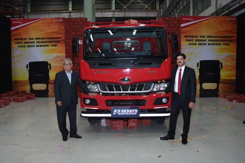 M&M Furio unveil - Picture.JPG