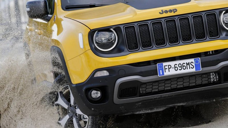 2019-jeep-renegade-trailhawk-india-15.jpg