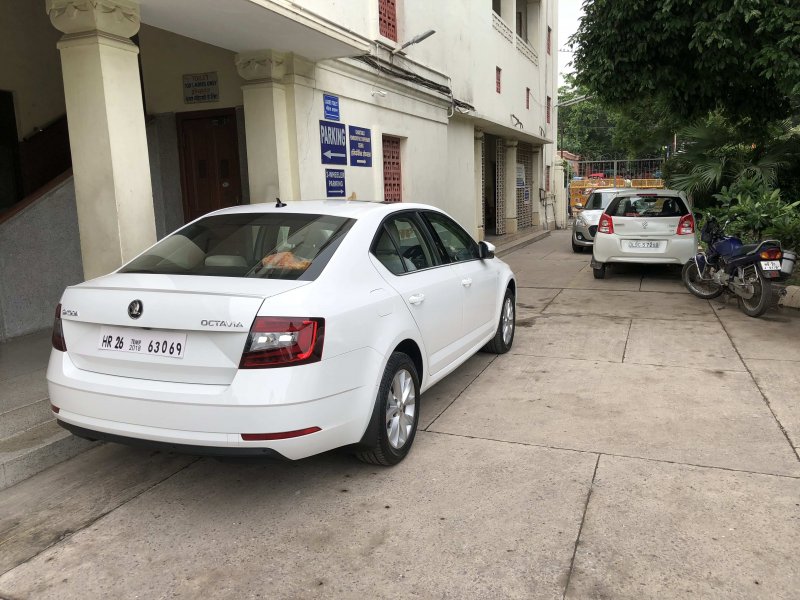 Skoda Octavia 1 8 Tsi L K 2018 My Masakkali The Gentle White Beast The Automotive India