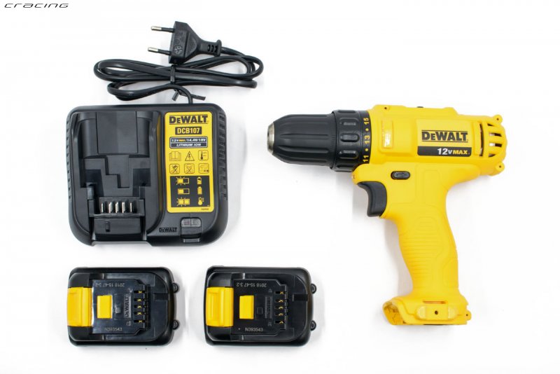 CR_DeWalt_DCD700C2A_Contents.jpg