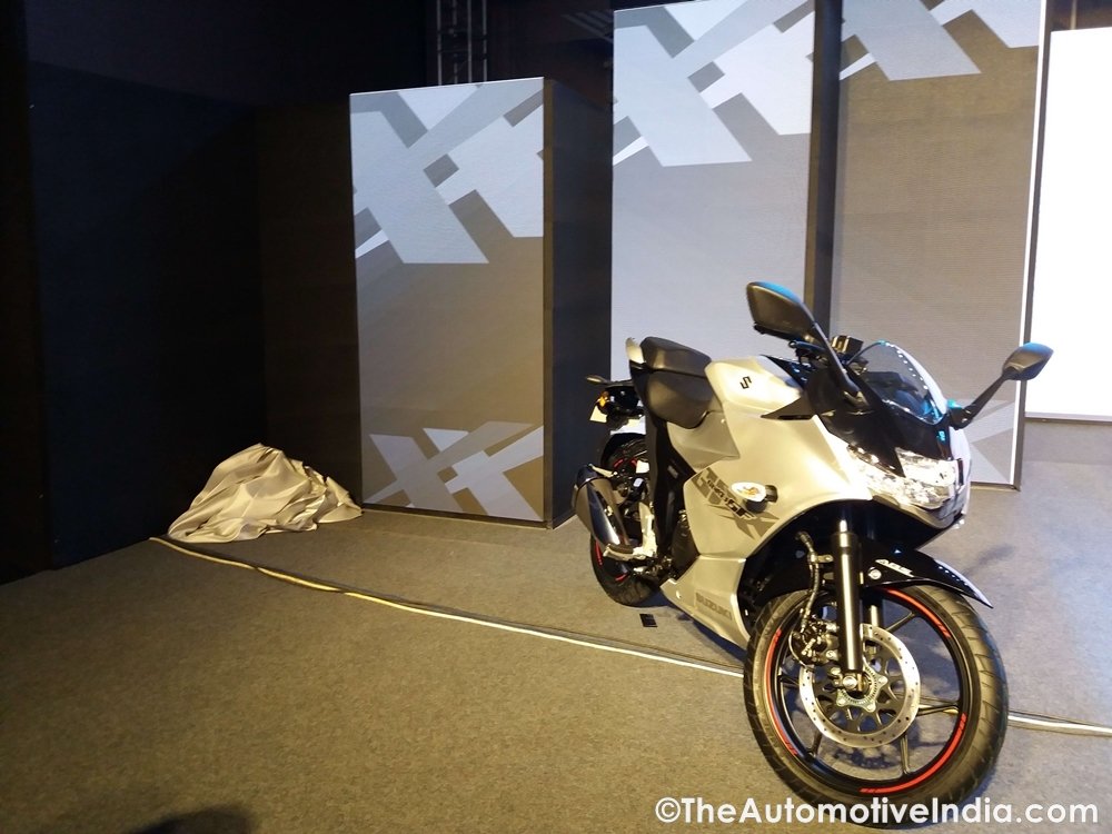 Suzuki-Gixxer-Launch-03.jpg