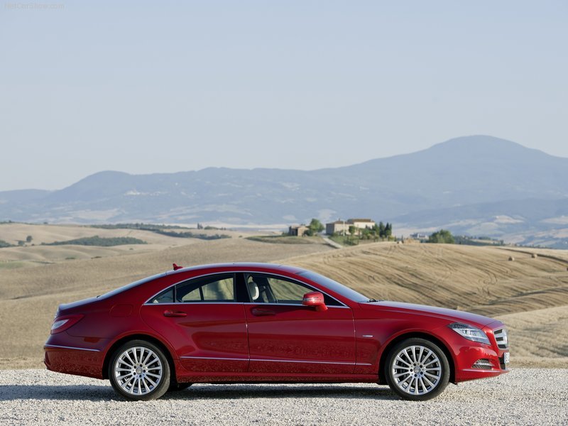 Mercedes-Benz-CLS-Class_2012_800x600_wallpaper_4f.jpg