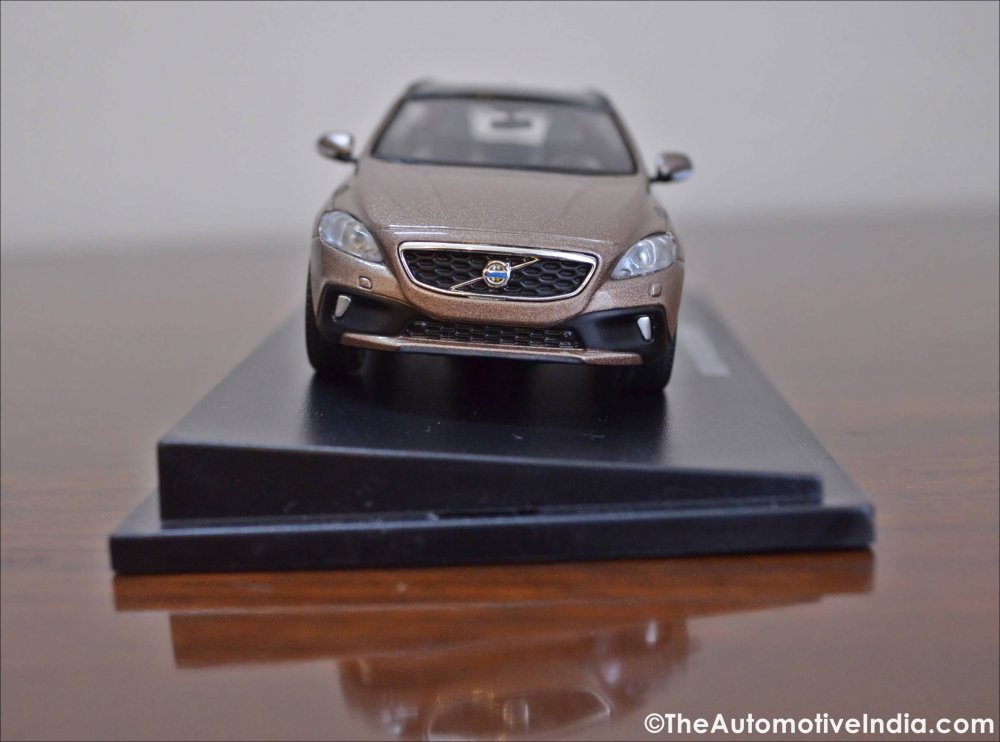 Volvo-V40-1.JPG