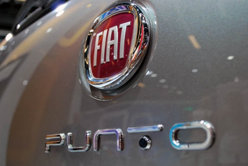 19-2012-fiat-puntoiaa2011.jpg