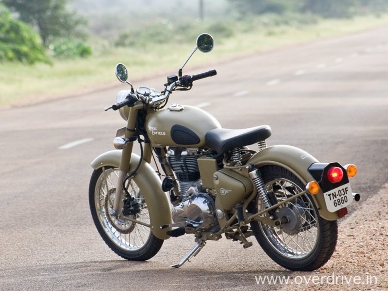 Royal%20Enfield%20Desert%20Storm%20%281%29.jpg