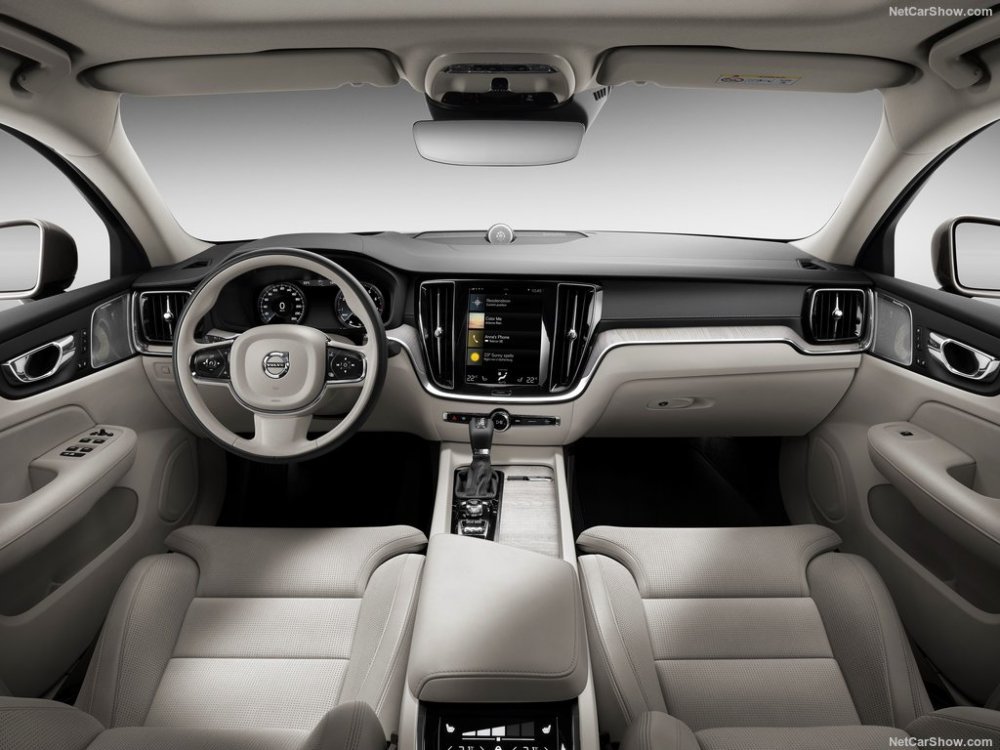 Volvo-S60-2019-1024-47.jpg