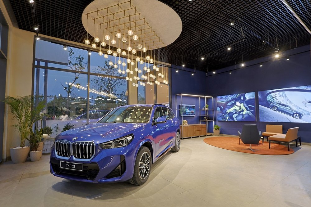 BMW-Retail-Next-Agra-2.JPG