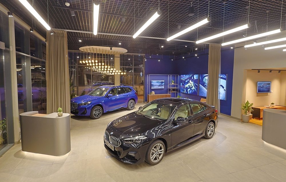 BMW-Retail-Next-Agra-4.JPG