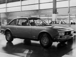 peugeot_504_coupe_1969_1.jpg