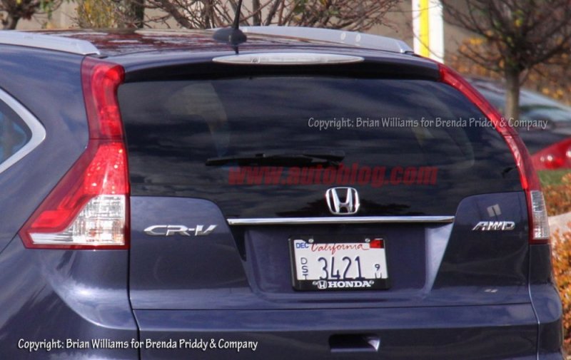 2012-honda-crv-rear-close.jpg