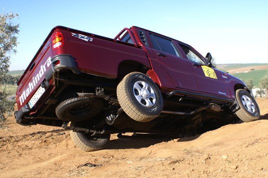 Mahindra-pickup-USA-12.jpg