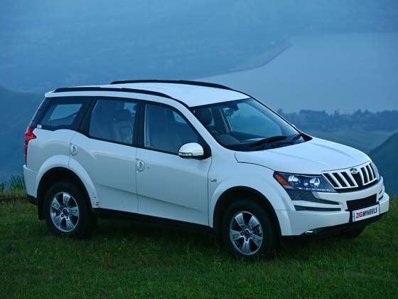 mahindraxuv500rt_3_560x420.jpg