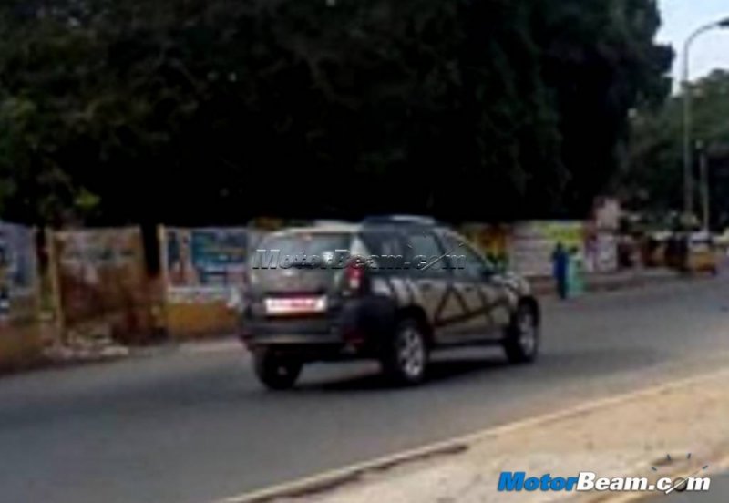 2012_Renault_Duster_SUV_Spied_India.jpg