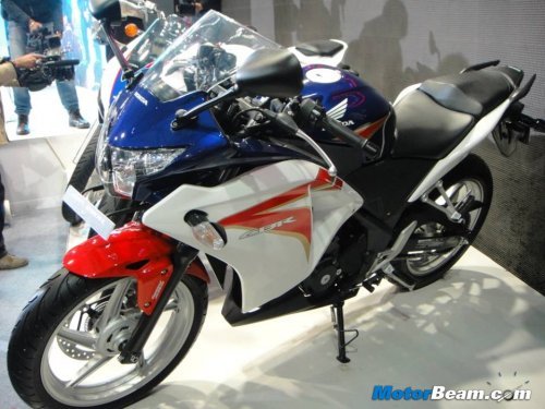 9649__540x375_Honda_Motorcycle_2012_Auto_Expo_10.JPG