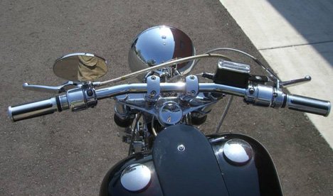 Harley_Shovelhead_Handlebars.jpg