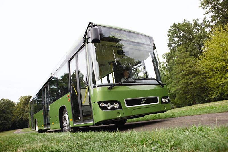 volvo-hybrid-bus-7700.jpg