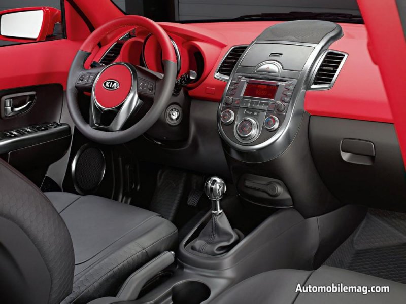 0803_02c+2008_kia_SOUL_burner_concept+interior_view.jpg