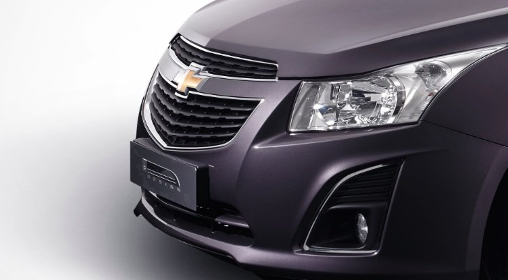 chevy-cruze-facelift-look-revealed-42974-7.jpg