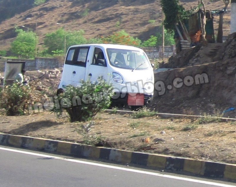 Tata-Magic-Iris-CNG-with-four-doors-1.jpg