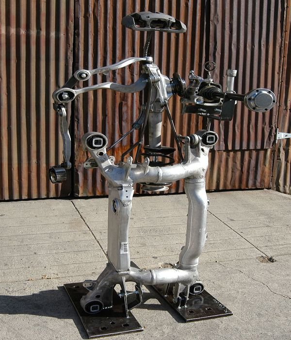 bmw-robot-sculpture_Bruce_Gray-2.jpg