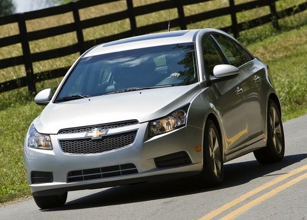 GM-India-to-launch-new-Chevrolet-Cruze-sedan-on-27-June-Photos.jpg