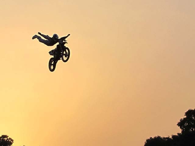 red-bull-x-fighters-jams-new-delhi-nothing-02072012_640x480.jpg