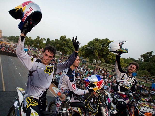 red-bull-x-fighters-640-4_640x480.jpg