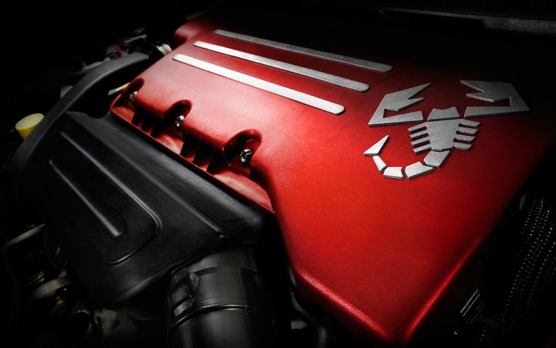 2012-fiat-500-abarth-engine.jpg