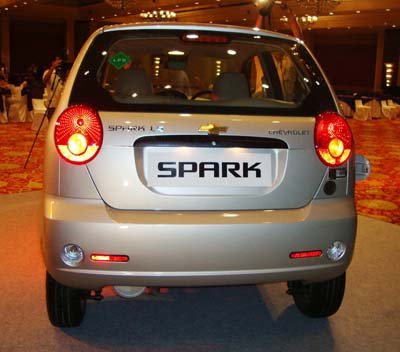 chevrolet_spark_lpg_launch_rear.jpg