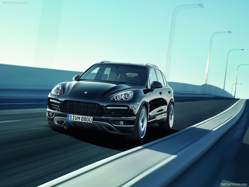 Porsche-Cayenne_2011_800x600_wallpaper_02.jpg