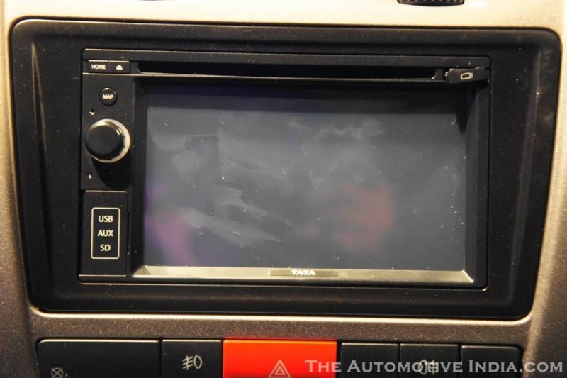 Tata-Manza-Club-Class-Dual-DIN-GPS.JPG