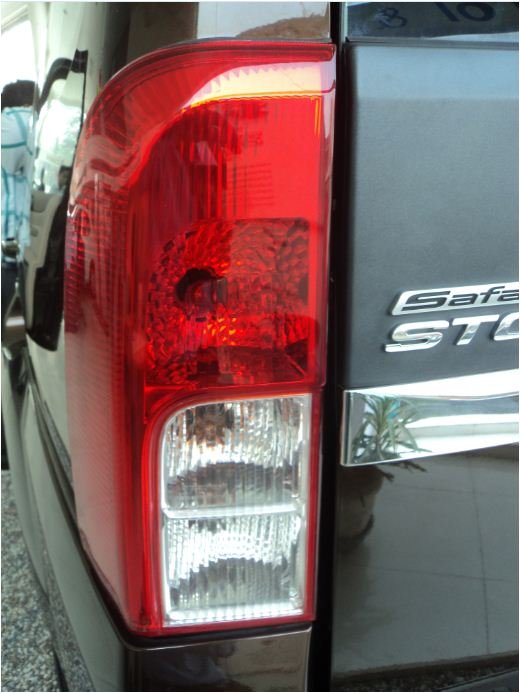 tail lamp.JPG