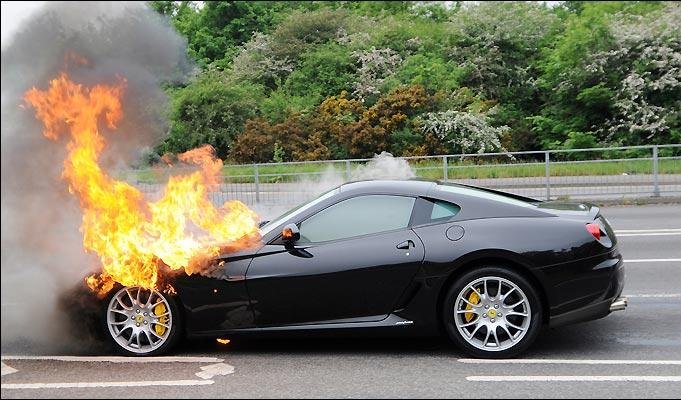 ferrari-599-gtb-fiorano-in-flames-img_1.jpg