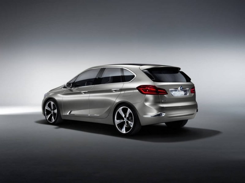 014-2012-bmw-concept-active-tourer.jpg