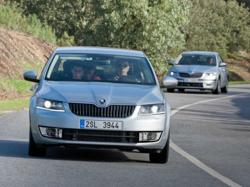 2013-Skoda-Octavia-1024x768.jpg