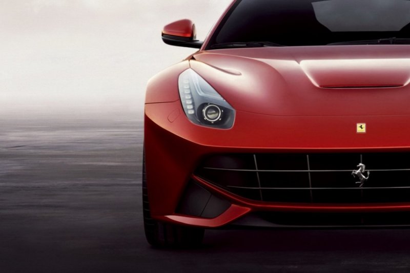 Ferrari-F12-berlinetta-wallpaper-1024x682.jpg