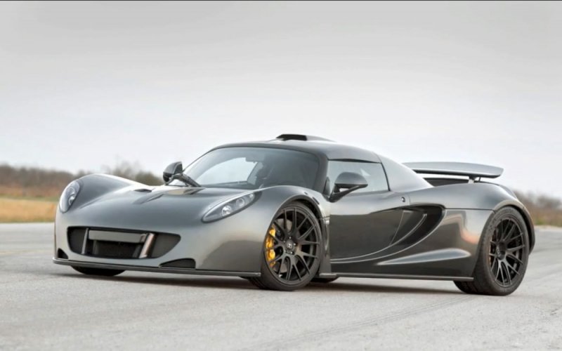 Hennessey-Venom-GT-left-front.jpg