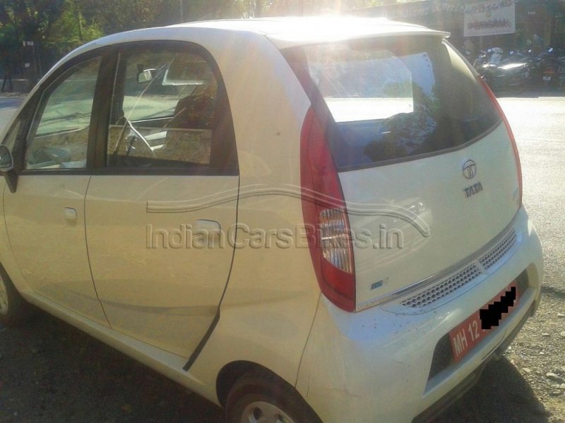 2013-Tata-Nano-Hatchback-Facelift-Spyshot-2.jpg