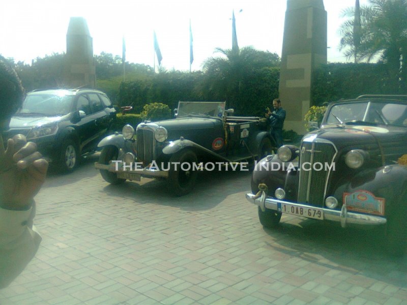 Vintage-Car-Exhibition-Crowne-Plaza-Okhla.jpg