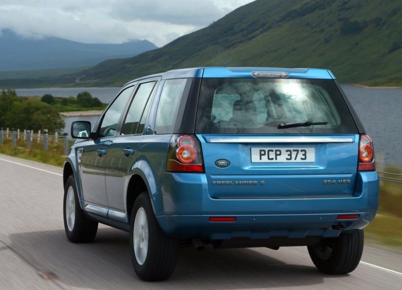 2013-Land-Rover-Freelander2-SUV-2.jpg