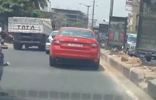 2013-Skoda-Octavia-testing-in-India.jpg