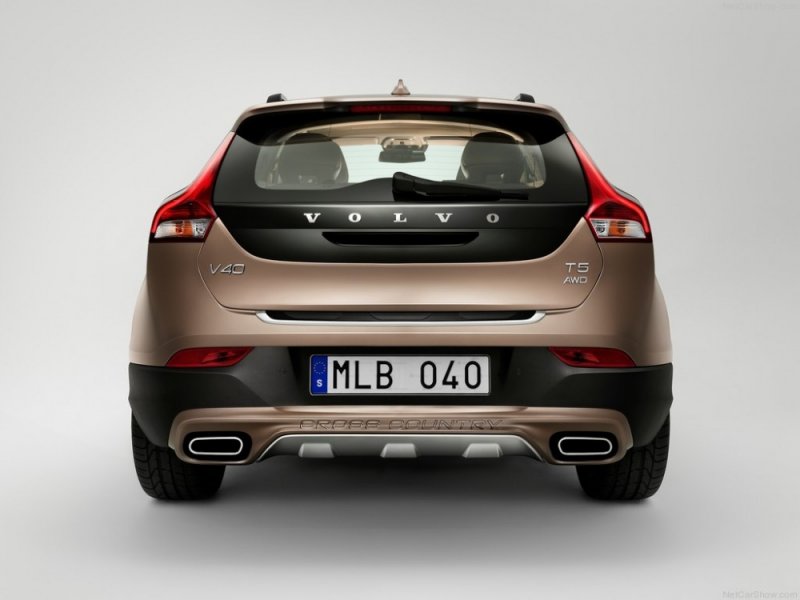 Volvo-V40-Cross-Country-1.jpg