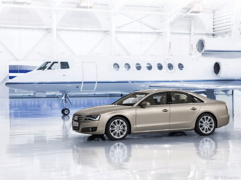 Audi-A8_2011_800x600_wallpaper_10.jpg