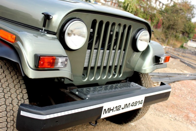 Mahindra Thar CRDe 10.jpg